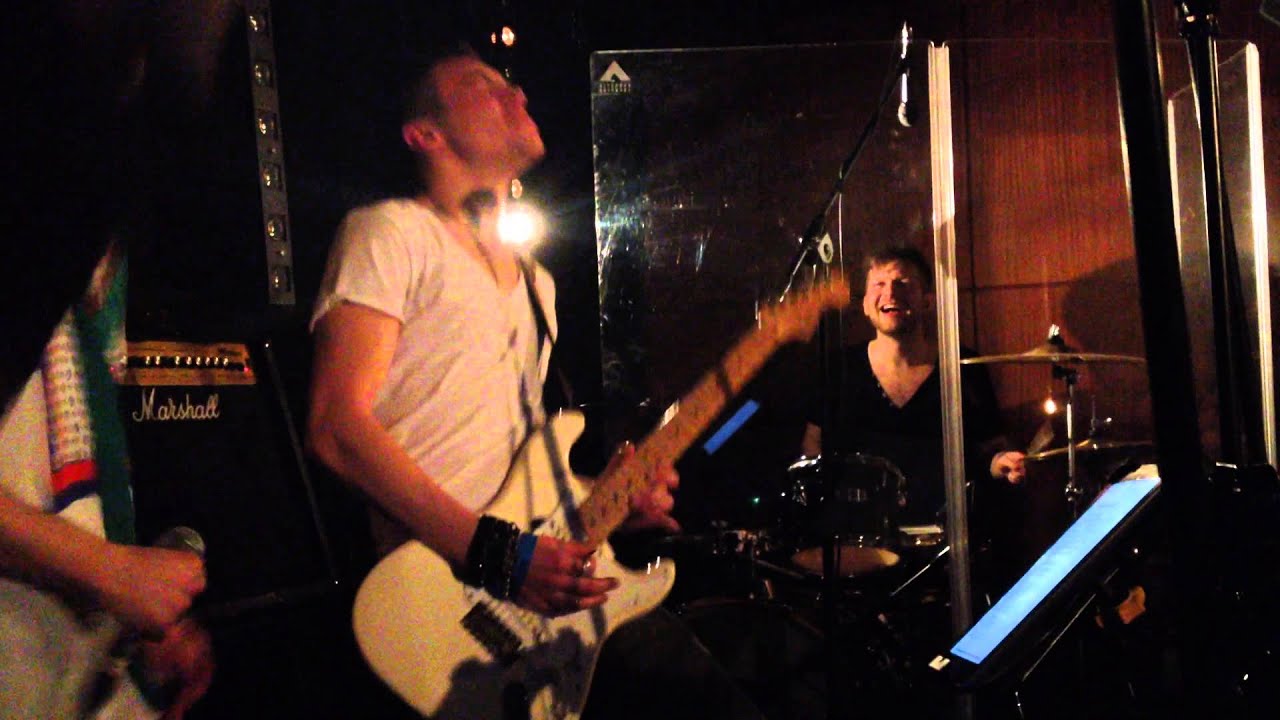 Wojtek Miecznikowski & Radek Rejsel //Hey Girlz Hey Boyz