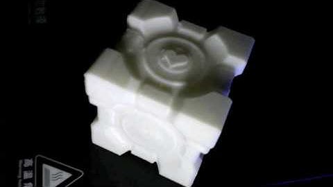 Companion Cube 3D Timelapse