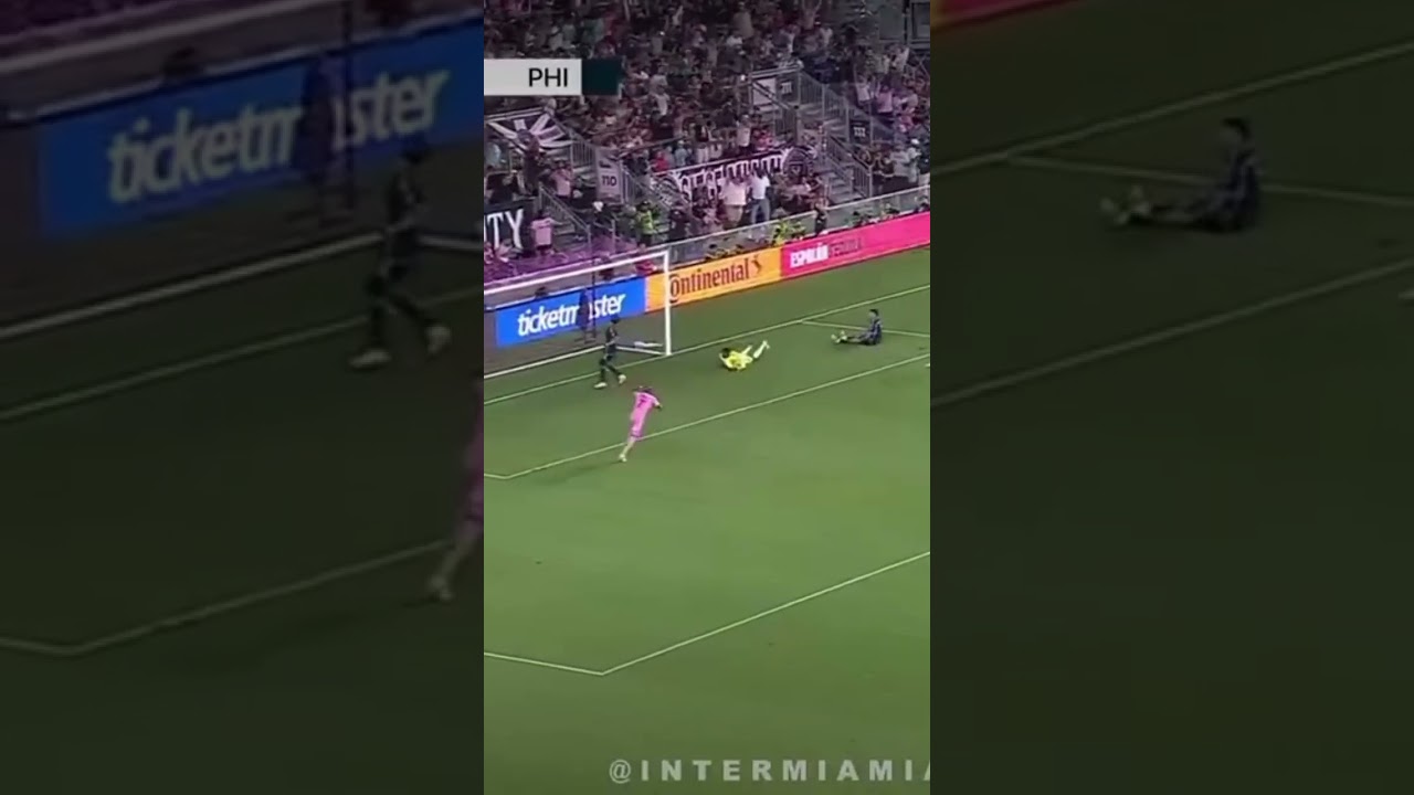 Lionel Messi amazing goal versus Philadelphia union 