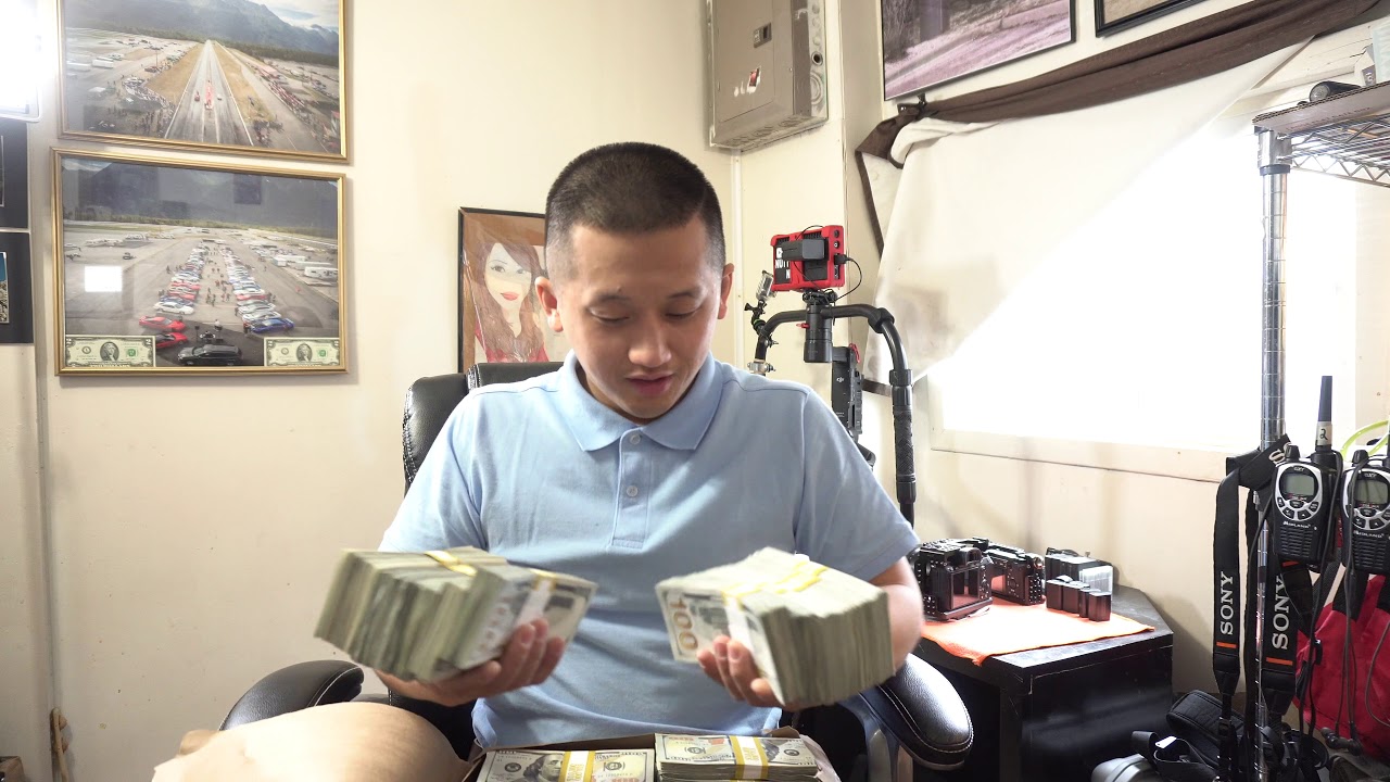 Un-Boxing $500,000 Dollars