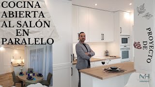 COCINA ESTRECHA EN PARALELO ABIERTA AL SALON                           STUDIO MOBILIARIO HERNANDEZ