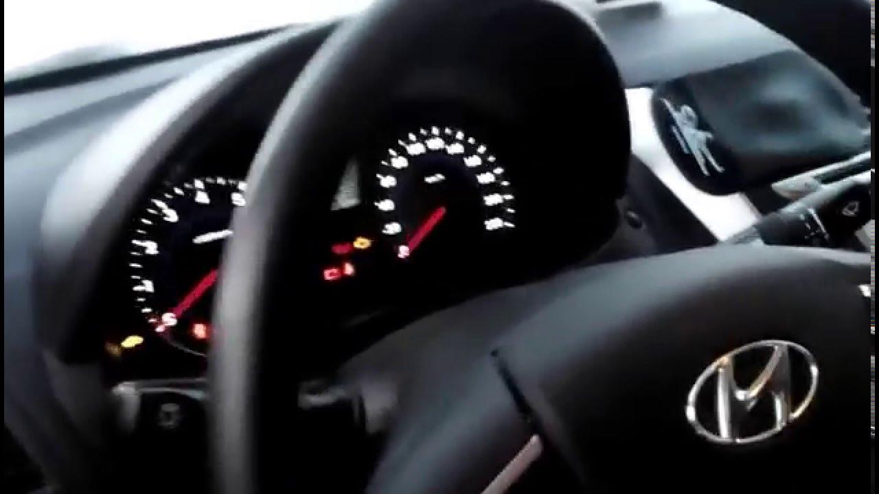 как заводить хендай. как завести хонда салярис. как заводить хендай. хендай ай 30 ключи. Hyundai elantra 2010 dashboard.