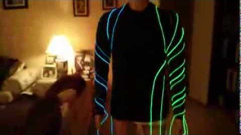El Wire Shirt Video #8 short video