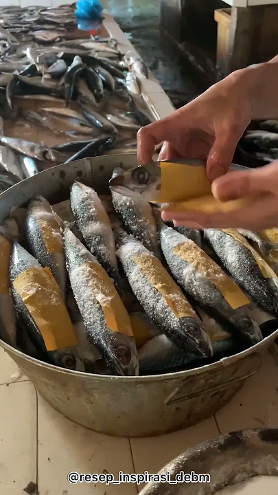 Download lagu Intip cara pembuatan pindang tradisional #YOS