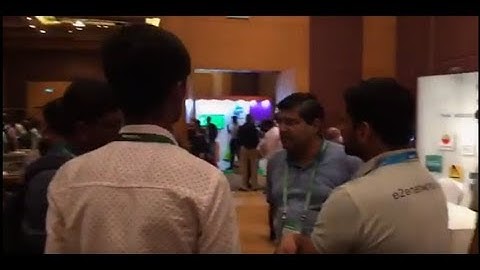 E2E Networks CMD Tarun Dua interacting with eager participants @CloudFest 2018