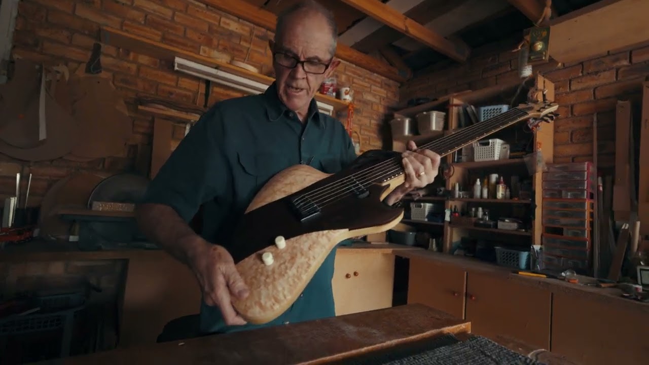 ギター Murray Kuun Guitar Phantom Custom Tokyo maxresdefault.jpg