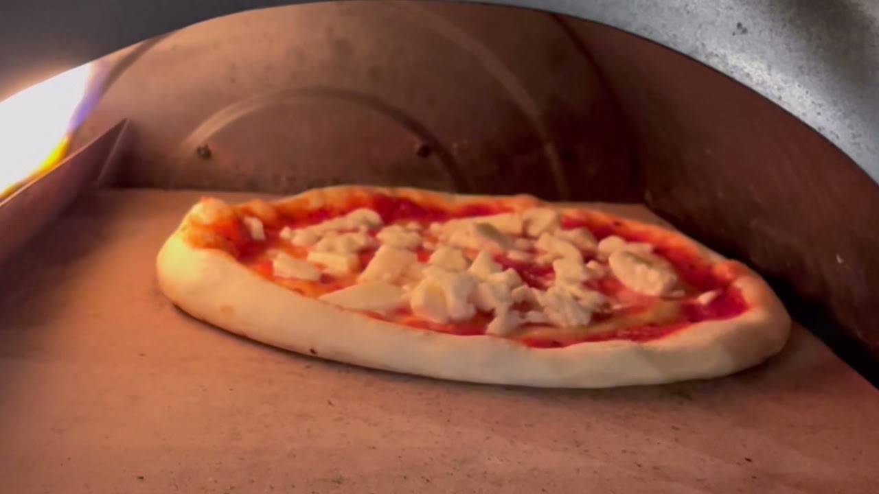 HO SOSTITUITO la pietra refrattaria con BISCOTTO CASAPULLA!!! Cooking Pizza  in REAL TIME!!! - YouTube