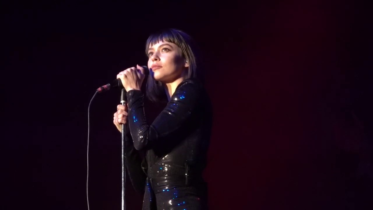 Meg Myers Jealous Sea Acoustic Live Hd 2018 Krab Christmas Show Fox Theater