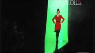 Carmen Kass Runway Throwback on Make a GIF