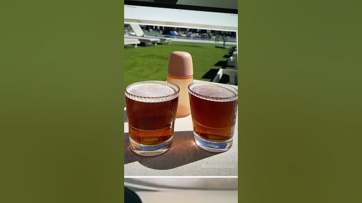 ANABEL PANTOJA: POLEMICA FOTO: DOS PISCINAS DE CERVEZA Y EL BIBERON DE ALMA, LA BEBE 💣