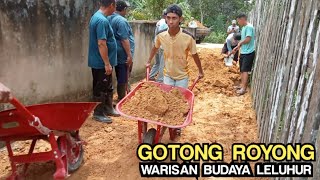 The Joy of Mutual Cooperation in the Village, Repairing the Roads of Transmigration Villages in E...