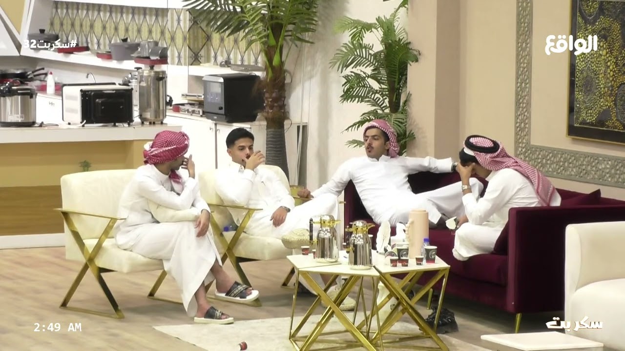 المايك ماراح أنزّله ! | مشعل القنور، سلطان جلوي، قاعد العطاوي، خالد الروقي #سكربت32