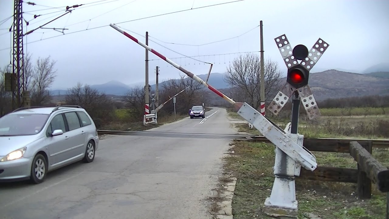 Spoorwegovergang Cherganovo (Черганово) (BG) // Railroad crossing // Железопътен прелез