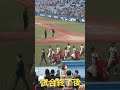 大阪桐蔭の先輩後輩がすれ違い様に挨拶🤝大阪桐蔭🥇慶應義塾大🥈なかなか見れないコラボが明治神宮球場で実現