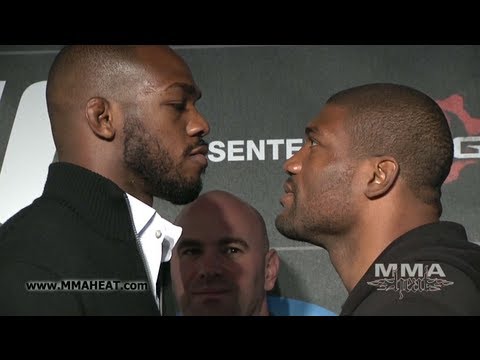 UFC 135 Pre-Fight Press Conference (complete & une...