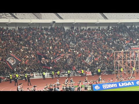 MERINDING! FULL POWER CHANTS THE JAKMANIA DUKUNG PERSIJA VS PERSIS DI GBK! AKSI CURVA NORD PERSIJA