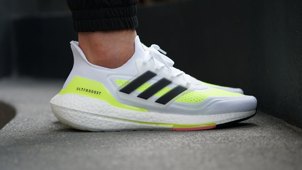 Adidas UltraBOOST 21 REVIEW & ON-FEET - More BOOST than EVER BEFORE ...