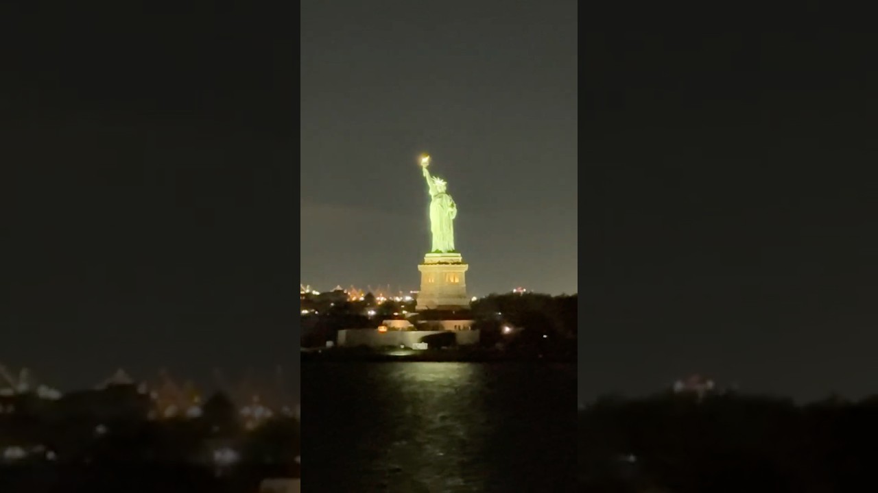 Statue Of Liberty | Manhattan skyline @5.40am 31OCT2025