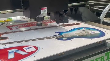 CNC Router with oscillating knife