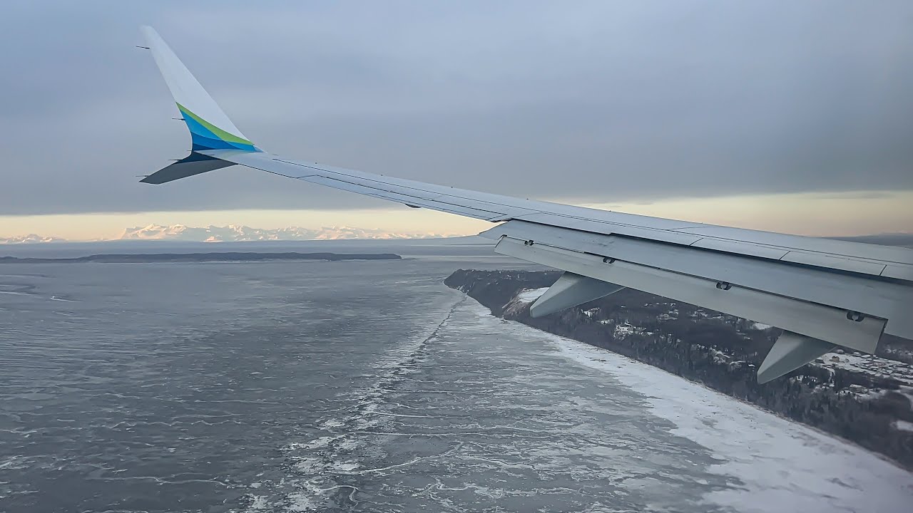RARE Runway 33 Alaska Airlines 737-MAX9 Windy Winter Arrival & Landing in Anchorage Ted Stevens, AK