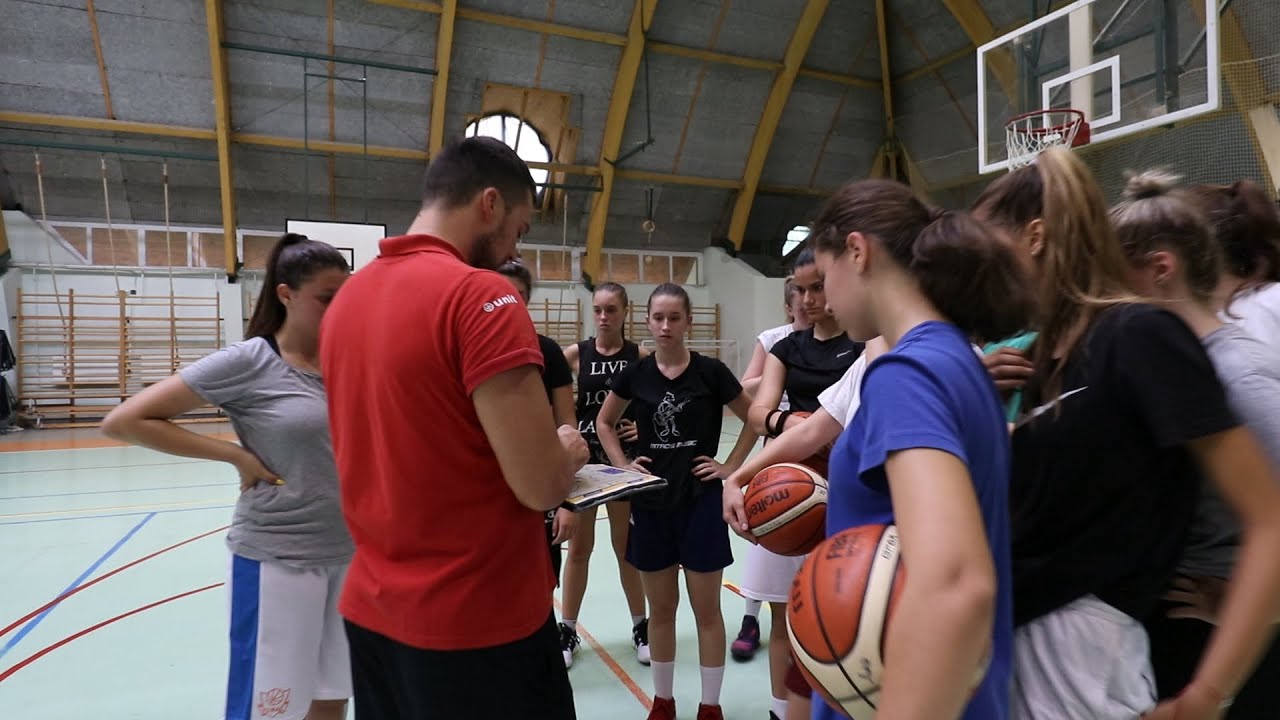 Видео: СПОРТСКЕ ПРИПРЕМЕ СРПСКИХ ГИМНАЗИЈАЛАЦА У ХАРКАЊУ