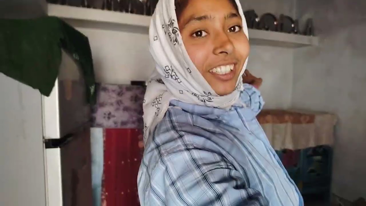 મમ્મીને કામમાં હેલ્પ કરાવી!??!&#???