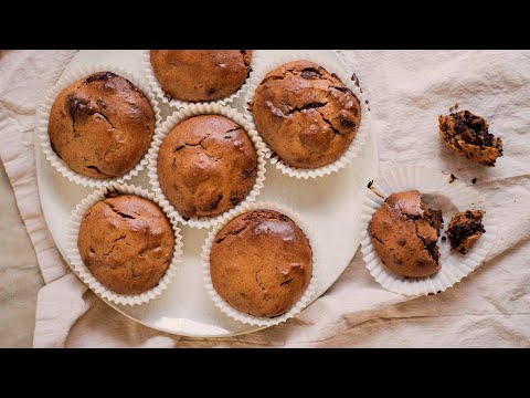 Video: Muffins Med Pære Og Chokolade