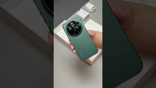 Xiaomi 17 Ultra Unboxed 😮 | Hand's-On Review | Media Tech | BIG TECH SPOTLIGHT #shorts