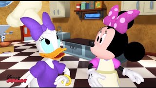 Minnie's Bow-Toons - Oh Pizza Dough - Minnie and Daisy Make Pizza! - Official Disney Junior HD(Minnie and Daisy get mistaken for pizza chefs and must make pizza for an entire restaurant! Will they keep up with demand?! For more fun and games from all of ..., 2014-10-10T10:30:01.000Z)