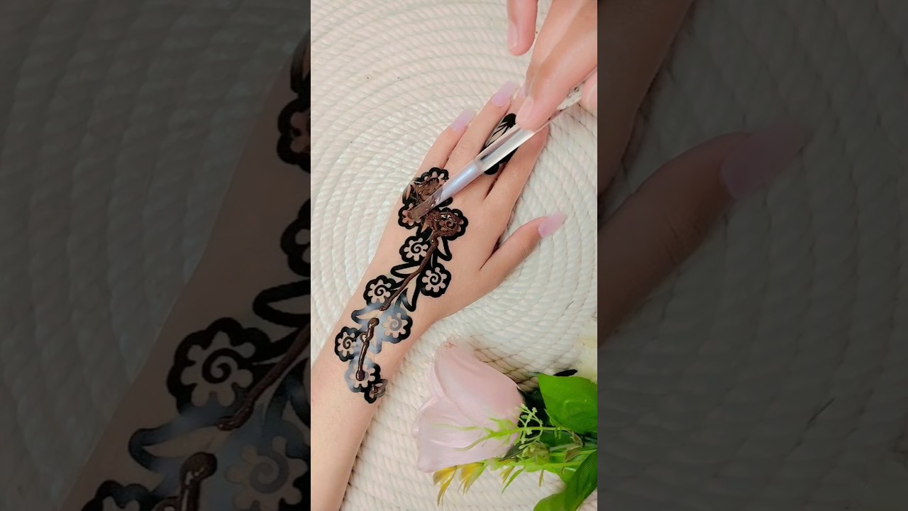Beautiful sticker mehndi design #shorts