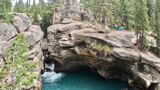 Devil’s Punchbowl - Cliff Jumping - Aspen, Colorado - 4K by EA’s Adventures 1,114 views 9 months ago 1 minute, 14 seconds