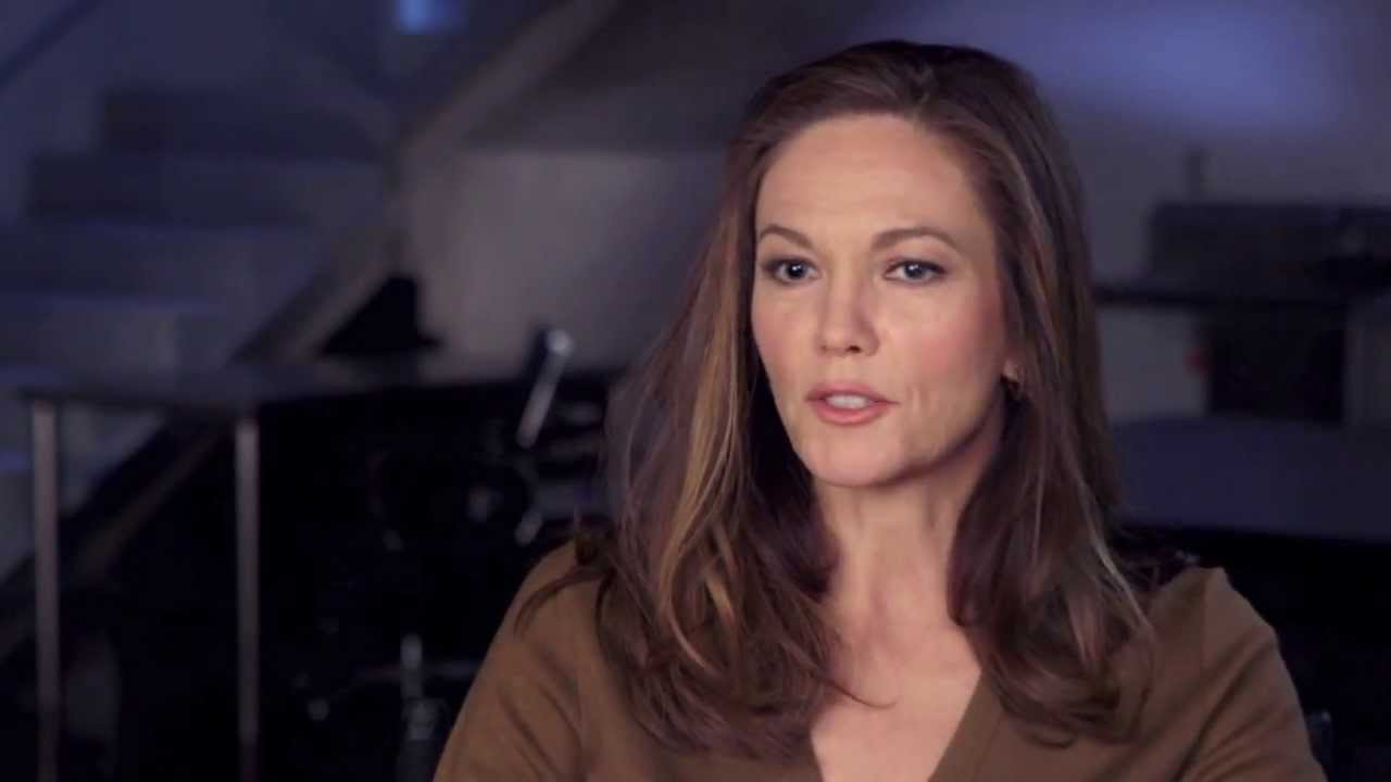 Diane Lane Plays Martha Kent In Man Of Steel Youtube