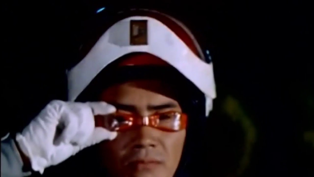 UltraSeven Vs Alien Pegassa (Full Fight) - YouTube