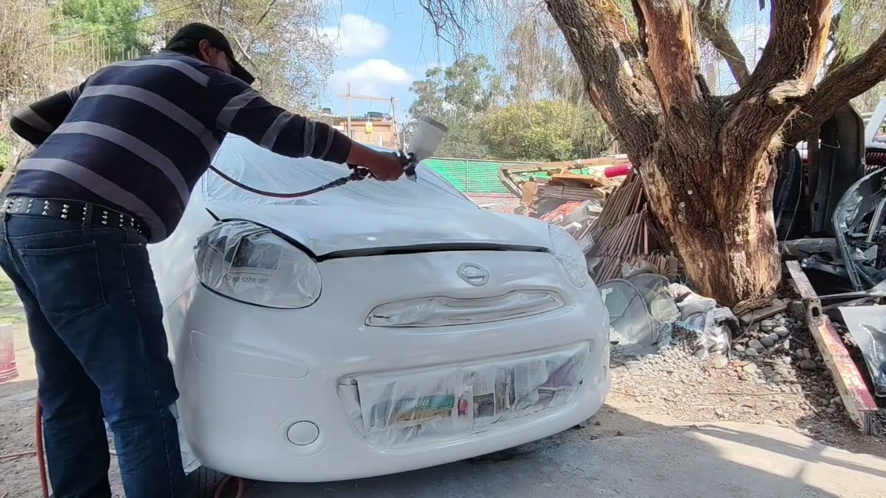 NISSAN MARCHS BAÑO DE PINTURA BLANCO