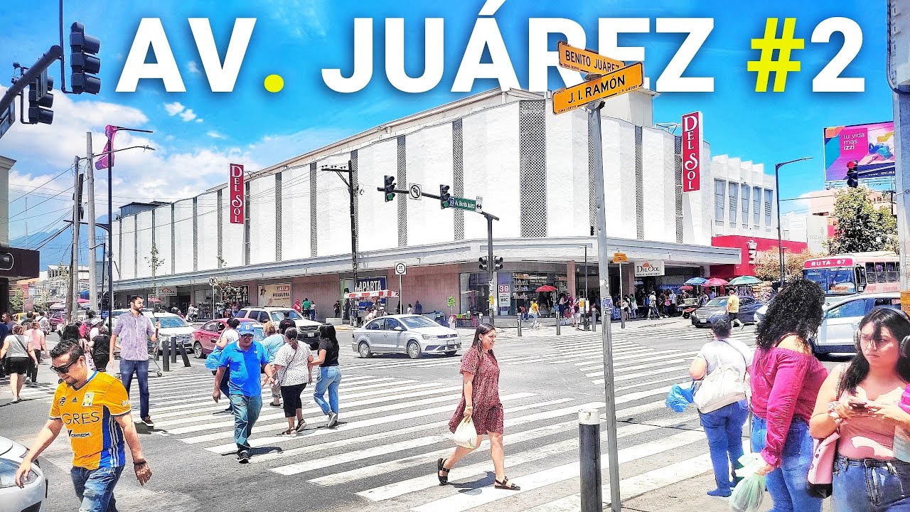 JUÁREZ la calle MÁS transitada del centro de MONTERREY ( LAS MEJORES tiendas de mayoreo están AQUÍ )
