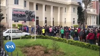 Angry Vendors Protesting Against Eviction ... Angry Vendors Protesting Against Eviction ...