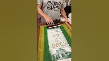 We printed some new shop decks for our friends at Ray’s in Redding, Ca ! #screenprinting #skate