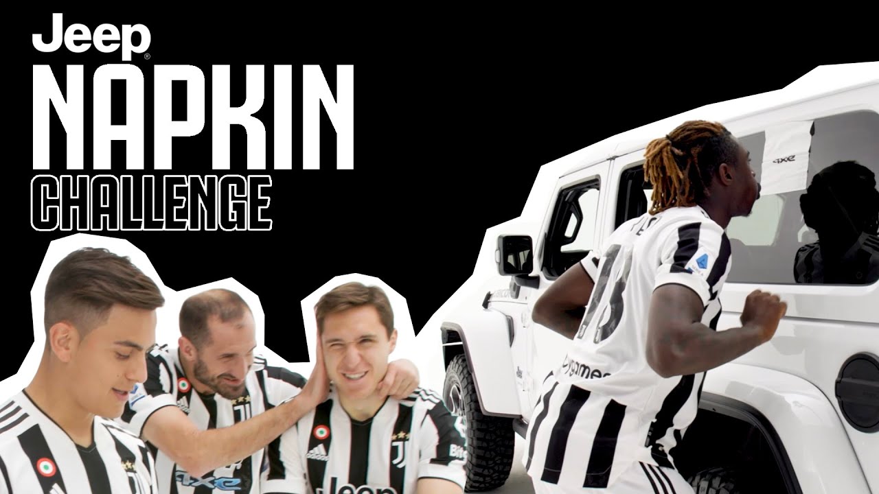 Juventus take on the Napkin Challenge 