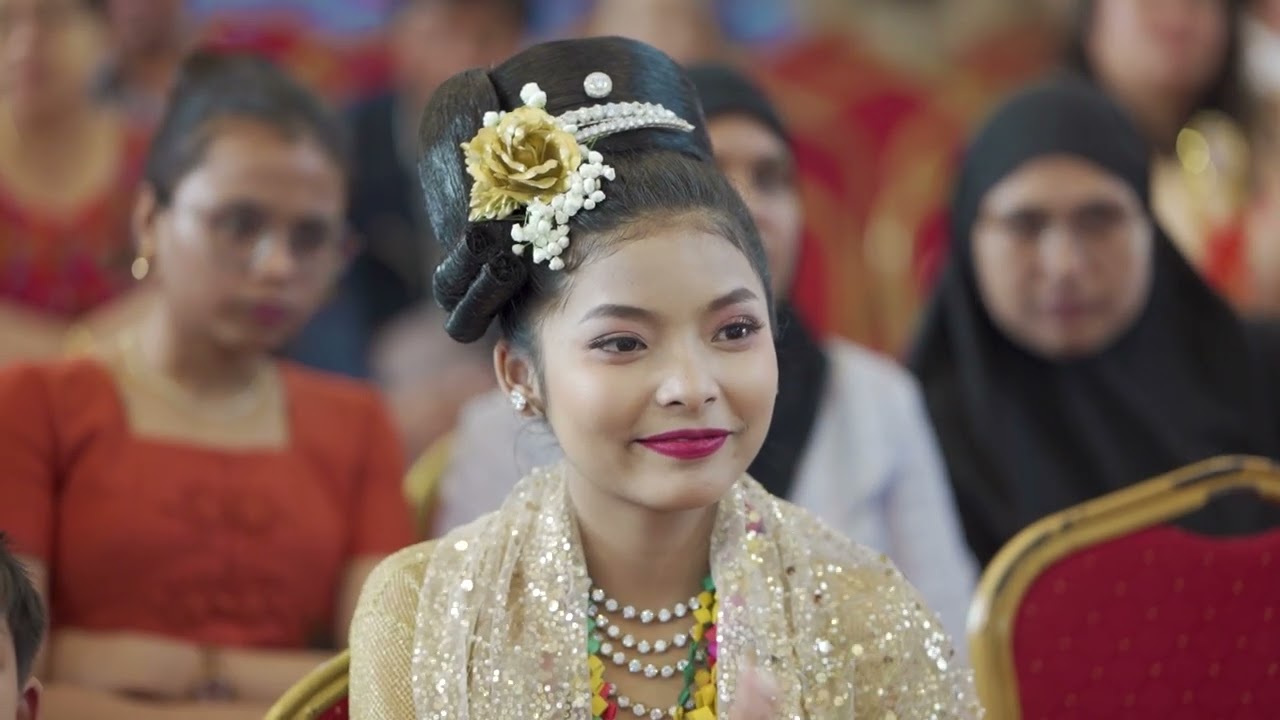 PIS - Year.6 students ( Vietnamese Dance)