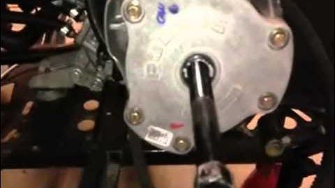 How to Pull a Polaris Primary Clutch