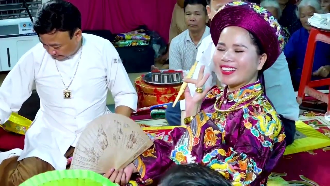 ĐÂY MỚI LÀ HÁT VĂN QUAN HOÀNG BAY NGHE HOÀI THANH HÁT MÀ THẤM TỪNG CÂU   THANH THẢN CÕI LÒNG TRẦN