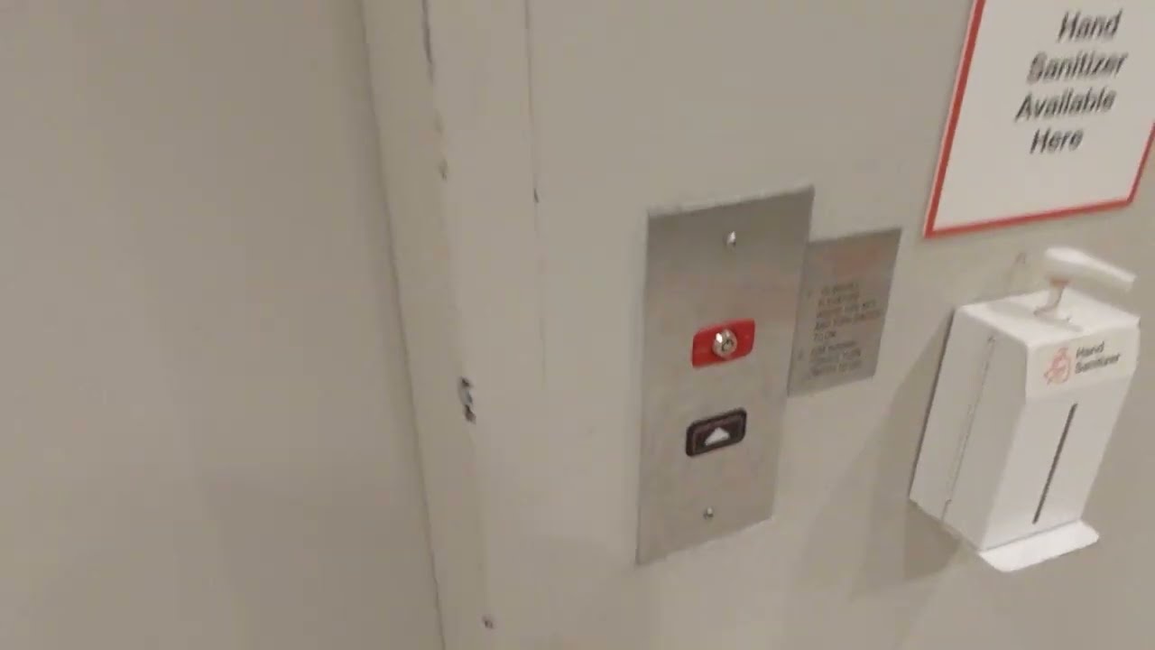 [FAN FREE!] KONE Series 220 Hydraulic Elevator Macys La Plaza Mall