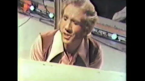 RARE - Marty Robbins at the Grand Ole Opry 1972