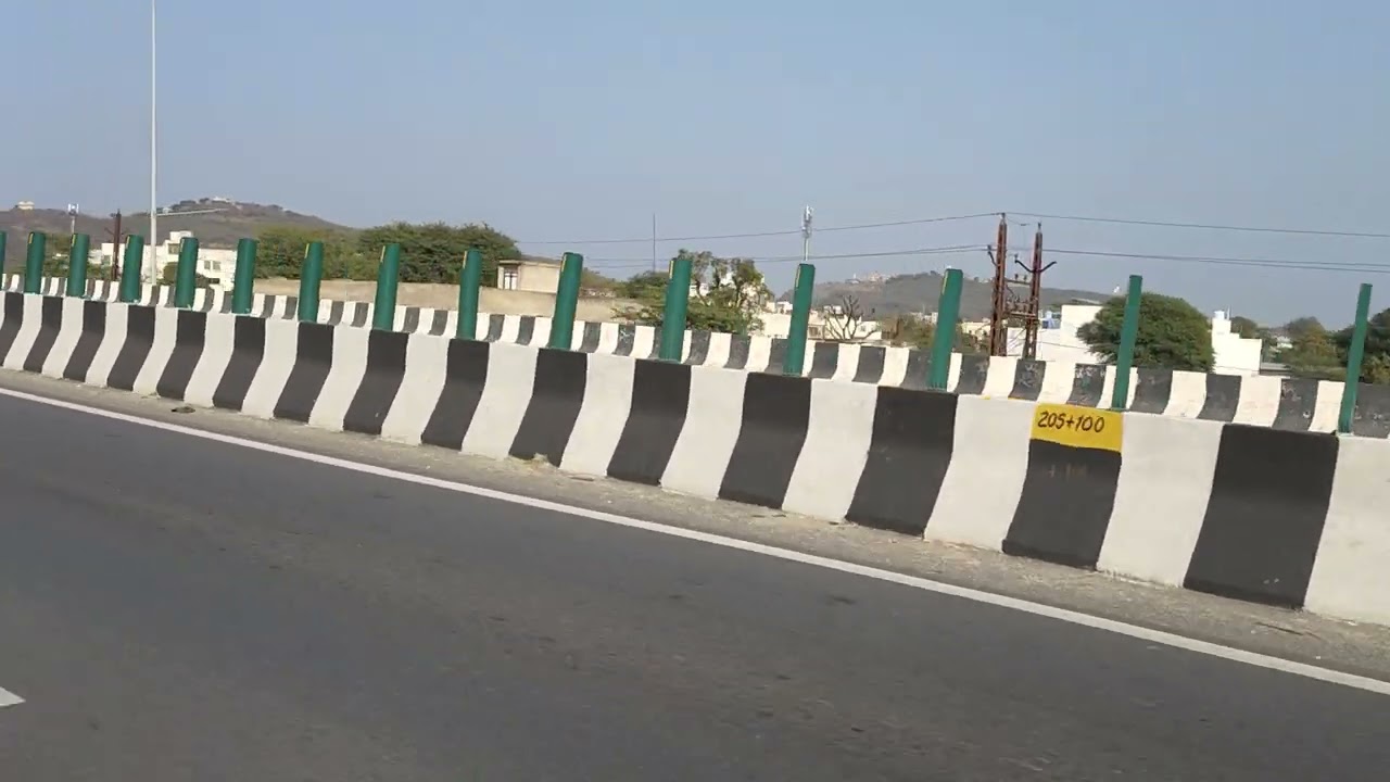 महाराणा राज सिंह जी की नगरी राजनगर जल चक्की पुराना कबूतर खाना प्राचीनतम ठाकुर जी मंदिर।