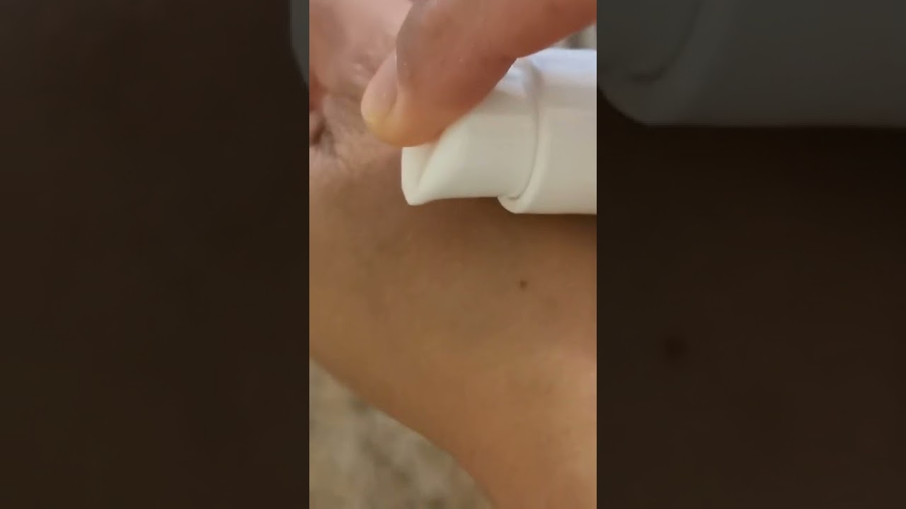 TIKTOK MADE ME BUY IT ||GARNIER SKINACTIVE VITAMIN C 2IN1 BRIGHTENING SERUM