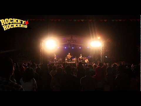 rocket-rockers---she's-my-cheerleaders-(live-at-mention-2014-ekuitas-bandung)