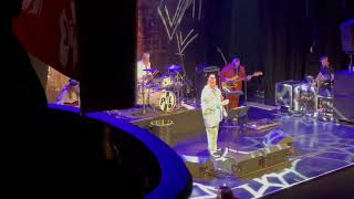 P.I.L (Public Image Ltd)  Being stupid again (This is not a love song remix), Paris Le Trianon