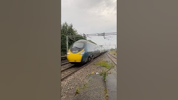 Class 390 passing Acton Bridge #trainvideos #trainsatspeed #trains #pendolino #trainspotting #train
