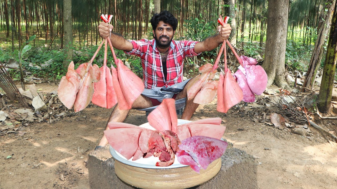GOAT LUNGS RECIPE | Village Goat Lungs gravy | Village style Cooking in INDIA