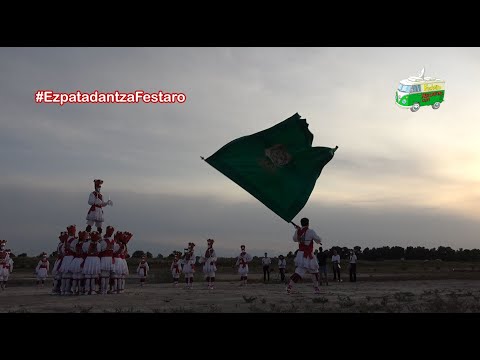 San Fermin Txikito Gutxiago Falta Da: Duguna Iru&ntilde;eko Dantzariak: 2020-ko  Ezpatadantza